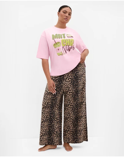 City Chic - Arabella Matcha Relaxed Sleep Tee