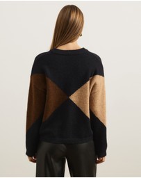Atmos&Here - Tori Argyle Knit V-Neck Jumper