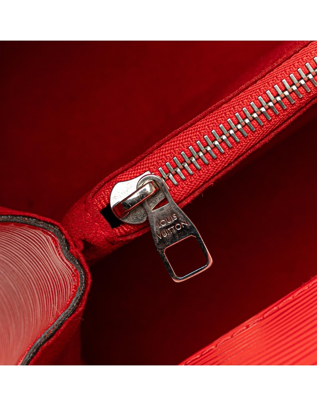 Pre-Loved by Azura Reborn - Pre-Loved louis vuitton Lockme BB Leather Handbag