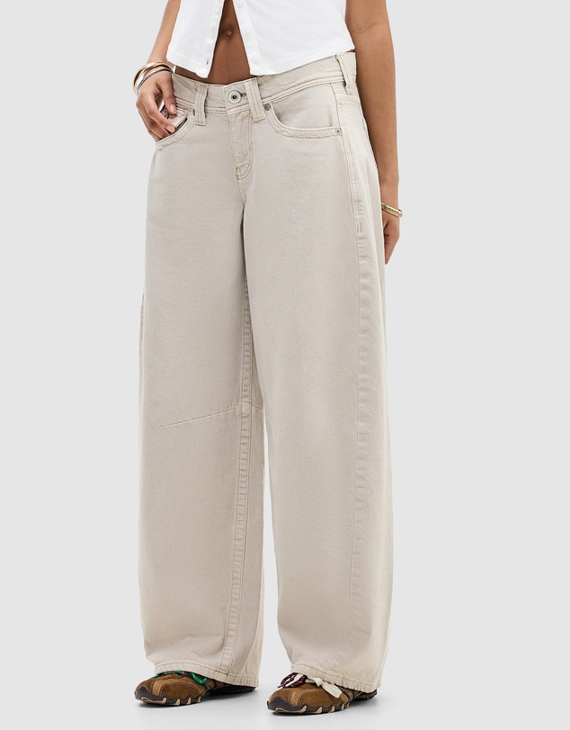 BDG By Urban Outfitters - Kayla Cocoon Jeans