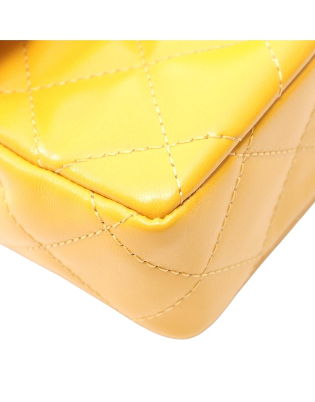 Pre-Loved by Azura Reborn - Pre-Loved CC Quilted Lambskin Top Handle Flap