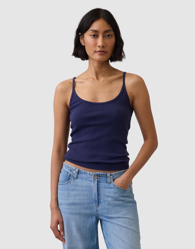 GAP - Sleeveless Pointelle Scoop Cami Top