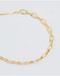 Lovisa - Gold Plated Pearl Twisted Toggle Bracelet