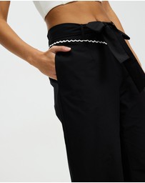 Honey and Beau - Romantic Flower Pants