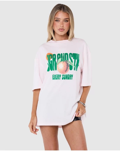 JGR & STN - Sundays Oversized T-Shirt - ICONIC EXCLUSIVE