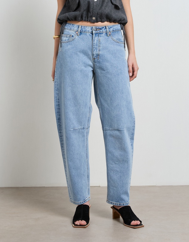 DRICOPER DENIM - Chloe Mid Rise Barrel Jeans