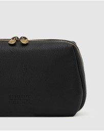 Republic of Florence - The Otto Leather Dopp Kit