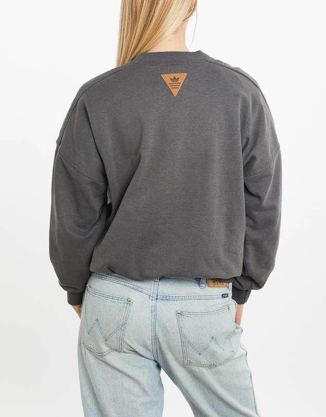 Vintage by The Real Deal - Pre Loved - Vintage 90s Adidas Legend Sweatshirt