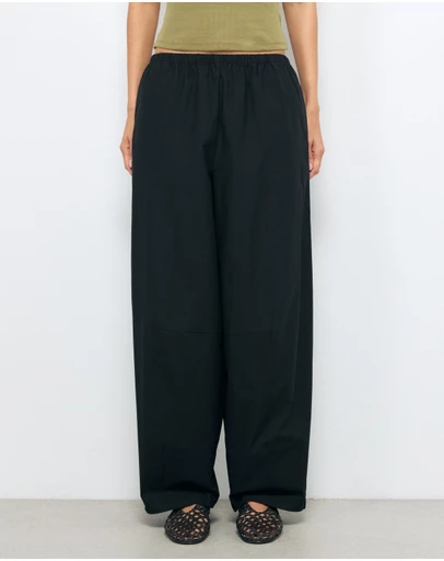 AERE - Nora Organic Cotton Barrel Leg Pants