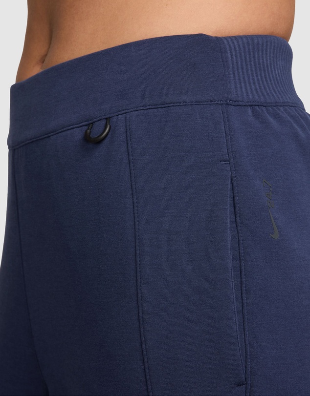 Nike - 24.7 Impossiblysoft Dri-FIT Mid-Rise Joggers