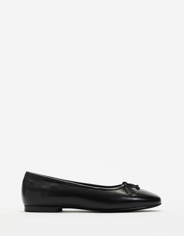 AERE - Classic Leather Ballet Pumps - Women's