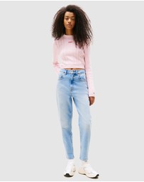 Tommy Jeans - Ultra High Rise Tapered Mom Jeans