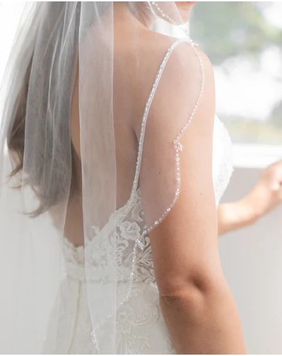 Ivory Knot - Sana Veil