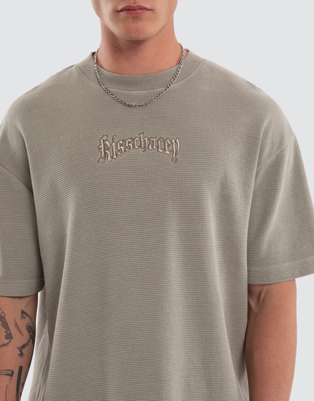 Kiss Chacey - Scars Waffle Street Tee