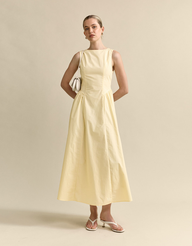 MVN - Basque Waistline Maxi Dress