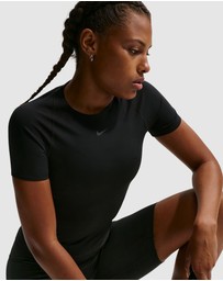 Nike - Universa Dri-FIT Short-Sleeve Top