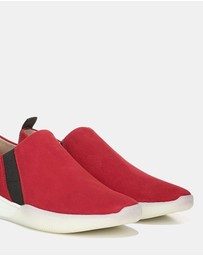 Naturalizer - Untold Slip-On Sneaker - Hot Sauce