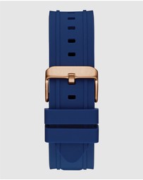 GUESS - GUESS Dashboard Rose Gold-Tone Case Blue Silicoen Strap