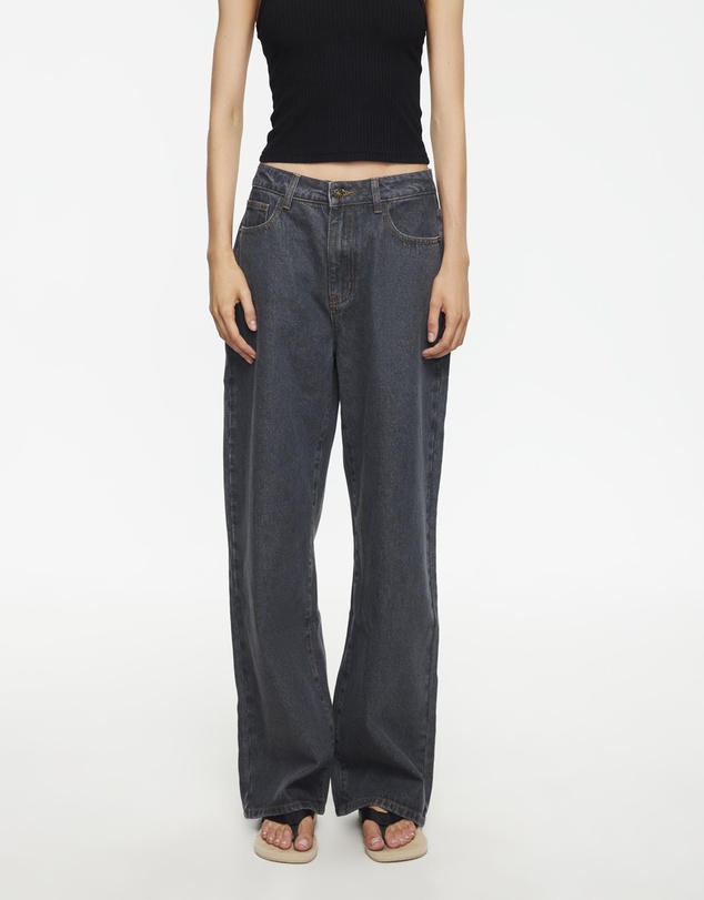 Lioness - Divine Jeans - ICONIC EXCLUSIVE