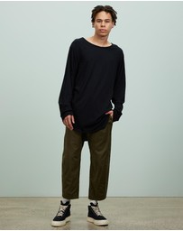 Surrounded By Ghosts - The Howlite Long Sleeve T-Shirt