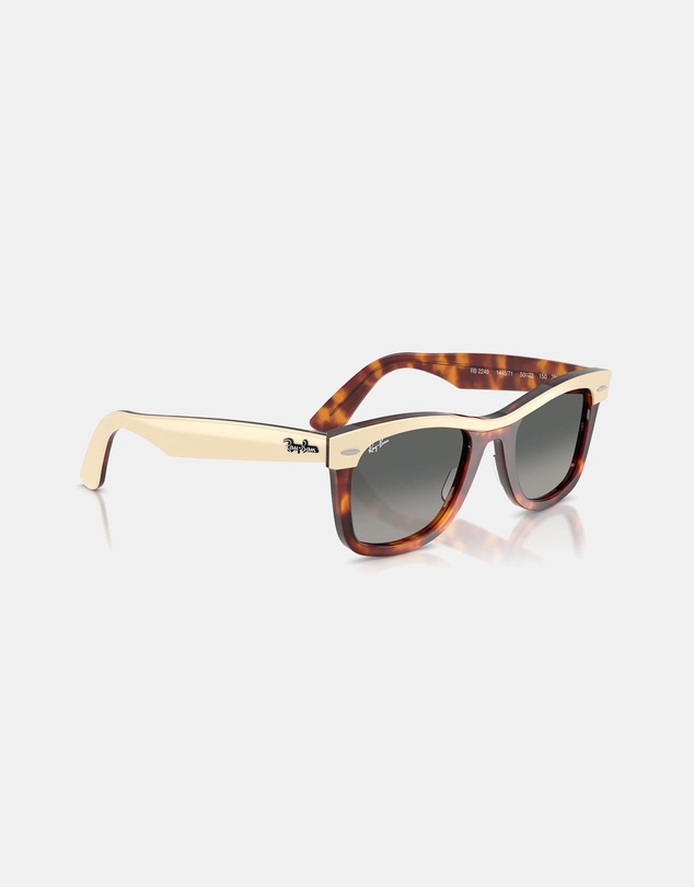 Ray-Ban - Wayfarer