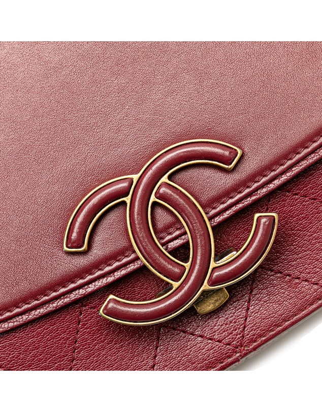 Pre-Loved by Azura Reborn - Pre-Loved chanel HalfMoon Leather Shoulder Bag