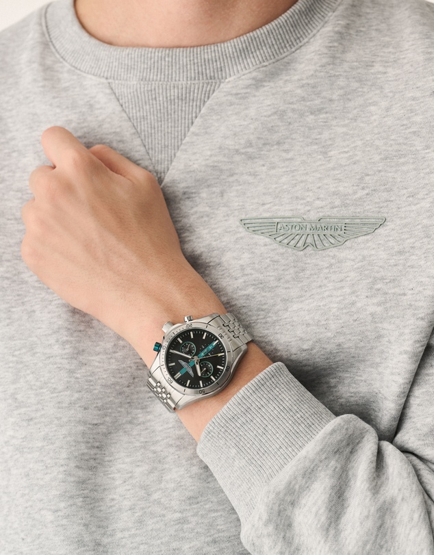 Aston Martin - CLP 45mm Stainless Steel Bracelet Watch and Strap Box Set