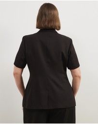 Atmos&Here Curvy - Marlow Short Sleeve Blazer
