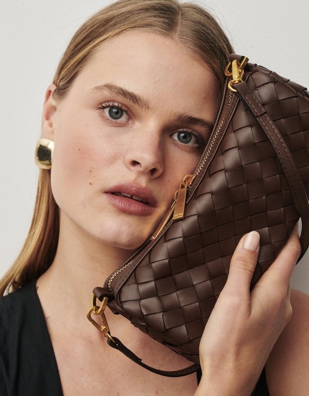 VESTIRSI - Vivi Woven Shoulder Crossbody Chocolate