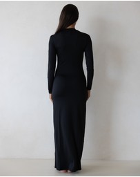 Mod Squad - Luxe Low Neck Dress Base Layer