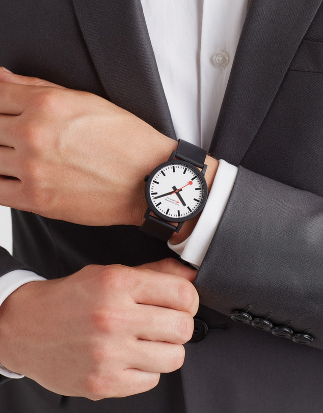 Mondaine - Official Swiss Railways Essence Watch