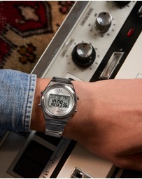 TIMEX - Q Timex® Q80 Continental 39mm Stainless Steel Bracelet Watch