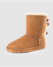 Ozwear Connection Uggs - Ugg Classic Bailey Bow Boots (Water Resistant)