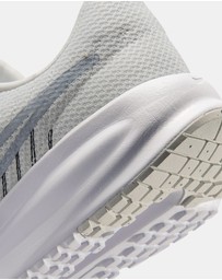 Nike - Run Defy - Men's