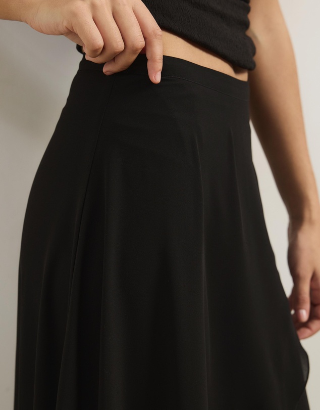 Atmos&Here - Cleo Asymmetrical Hem Layered Skirt