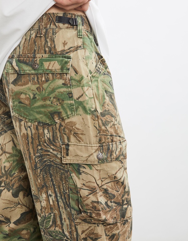 Vintage by The Real Deal - Pre Loved - Vintage Realtree Camo 'Double Knee' Cargo Pants