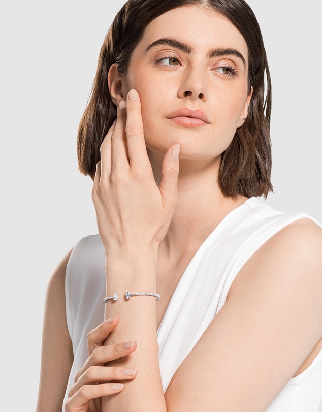 Swarovski - Mesmera cuff, Mixed cuts, White, Rhodium plated