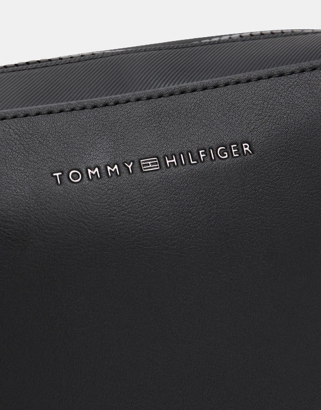 Tommy Hilfiger - Foundation Washbag