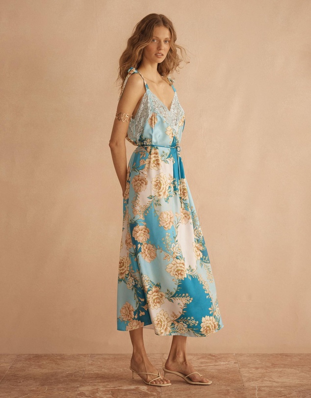 AUR OCEA - Silk V Slip Dress