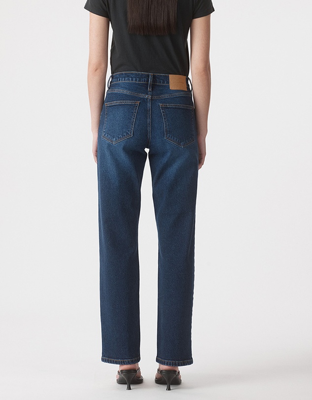 Outland Denim - Elise Mid Straight Jeans