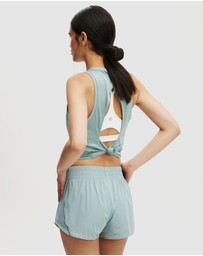 Cotton On Body Active - Active Curve Hem Shorts