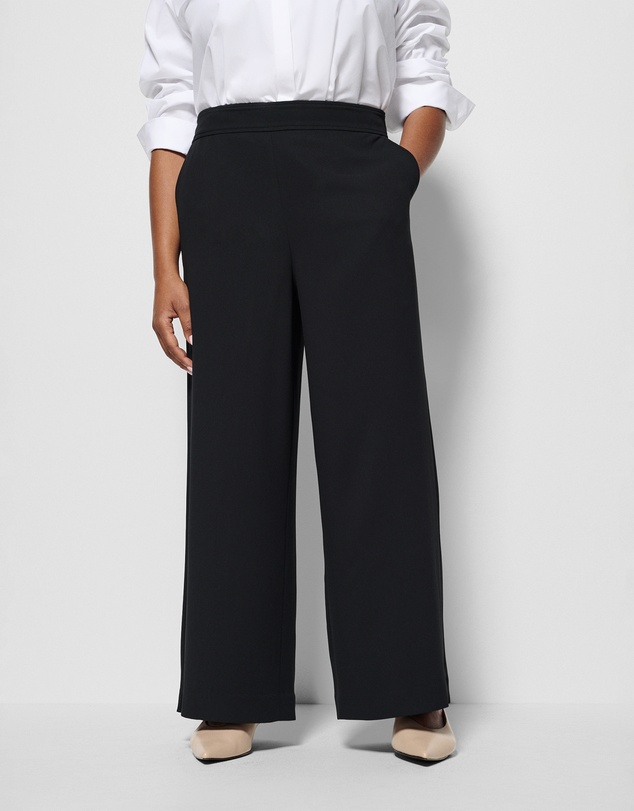 Commonry - The Draped Leg Crepe Trouser