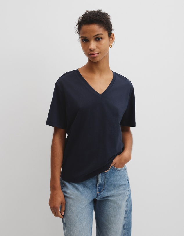 Country Road - Australian Cotton V-neck Neck T-shirt