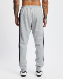 adidas Sportswear - Essentials 3-Stripes Fleece Pants