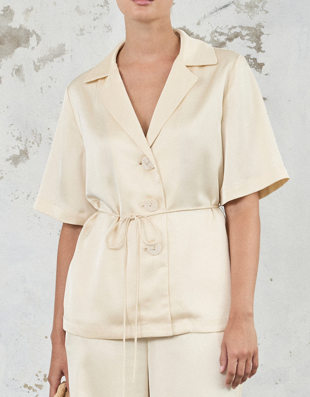 FRIEND of AUDREY - The Satin Dinner Shirt