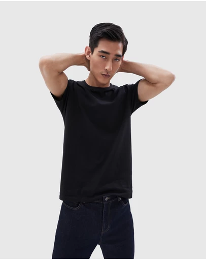 UNISON - Classic Crew Neck T Shirt