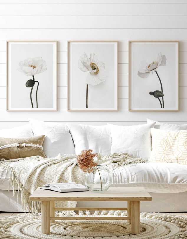 Olive et Oriel - White Poppy I Art Print