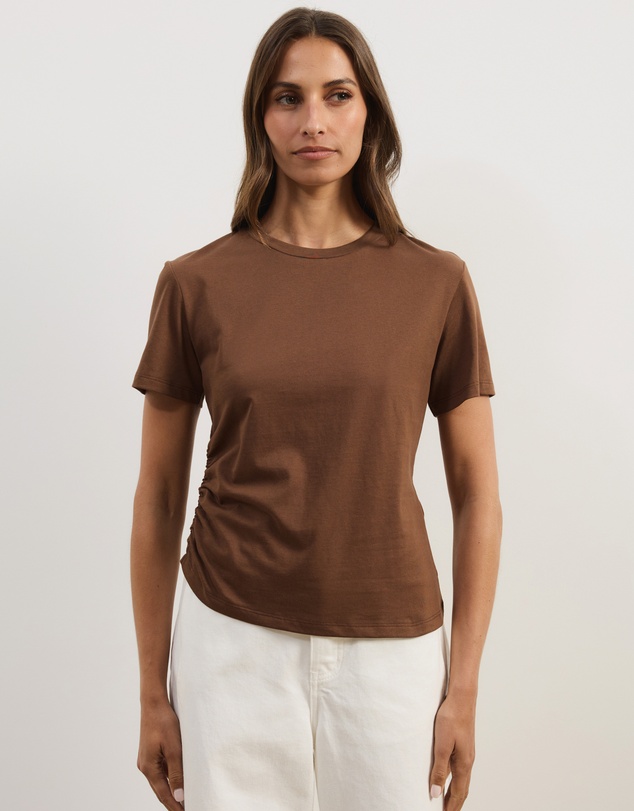 Atmos&Here - Emi Asymmetric Hem T-Shirt