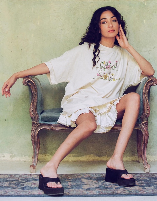 KINGA CSILLA - Grow Slow OG Tee