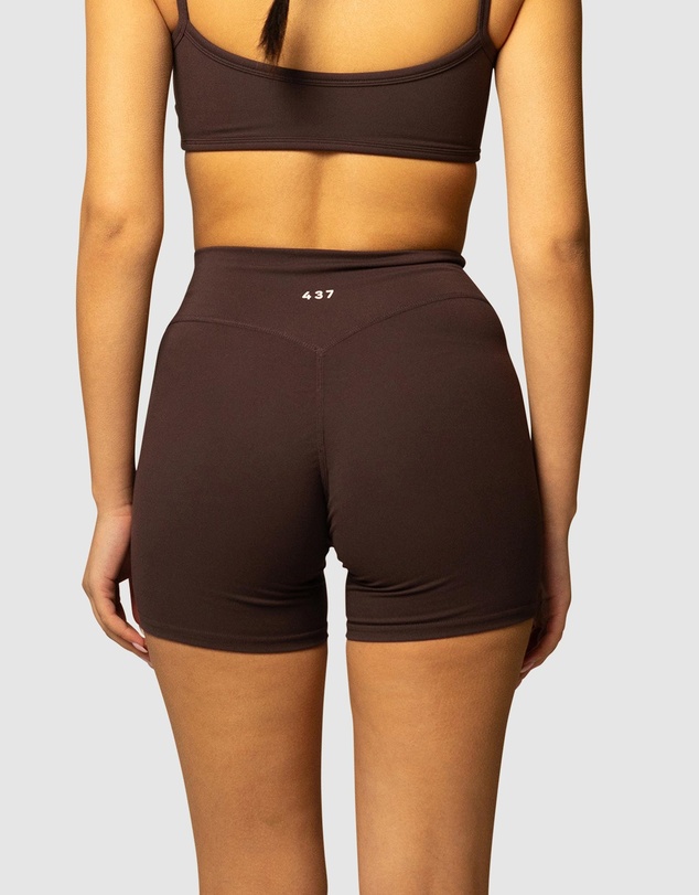 437 - The Essentials Shorts